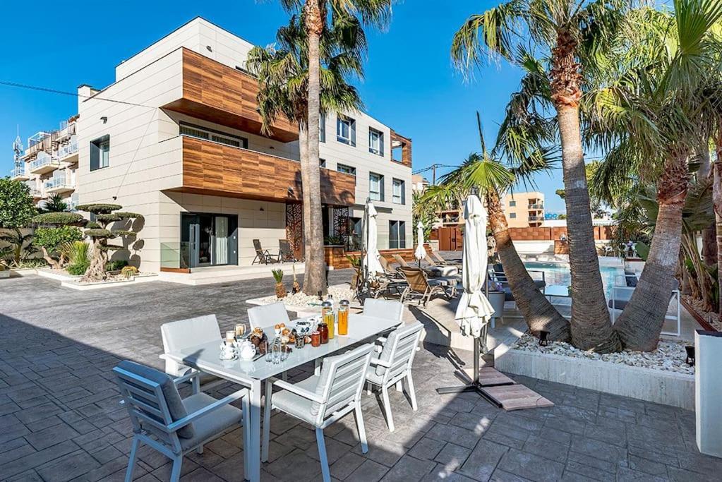 2 Min From The Sea Pool, Comfort And Free Wifi ミアミ・プラトーヤ エクステリア 写真